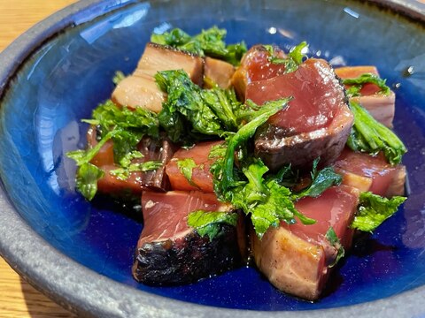 カツオのたたきとワサビ菜の浅漬け